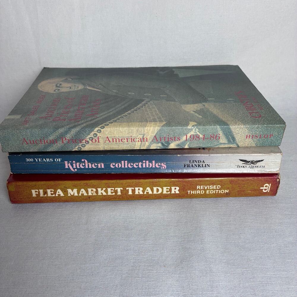Vintage Antiques Collectibles Price Guide Book Lot Kitchen Flea Market American